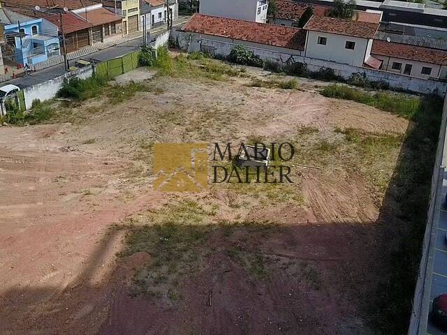 Terreno para Venda em Jacareí - 4