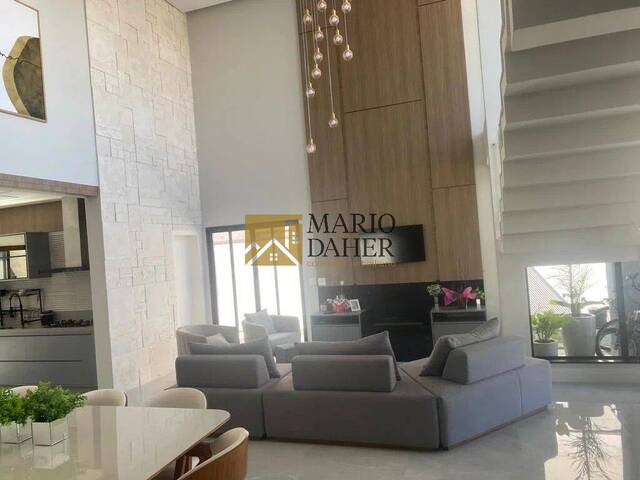 Casa para Venda em São José dos Campos - 4